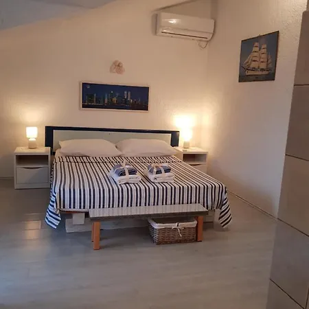 Apartmani Mlaja Trpanj Exterior photo