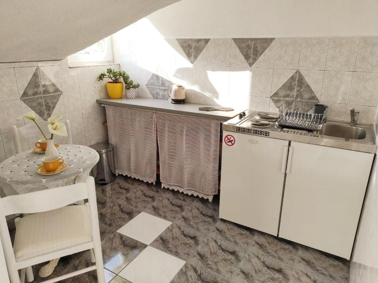 Apartment Mlaja