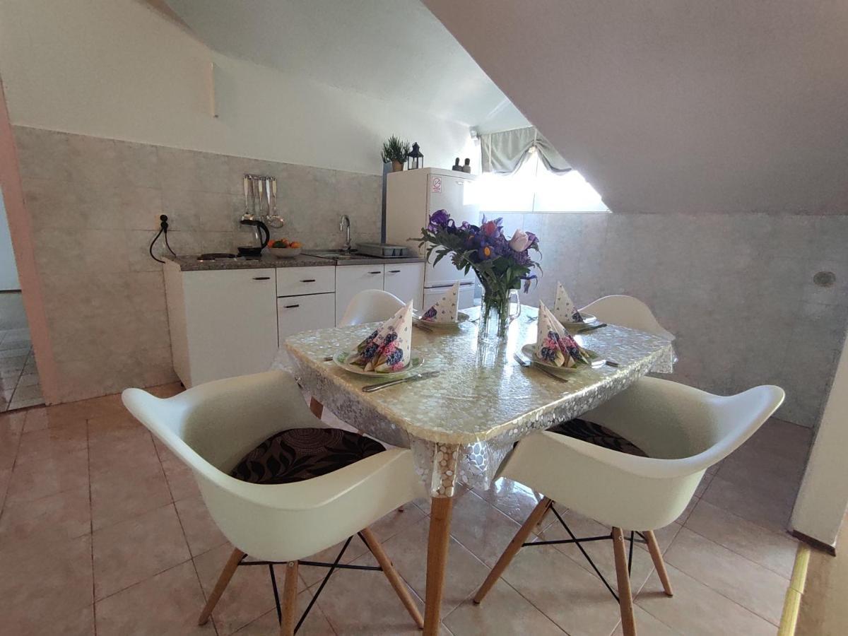 Apartment Mlaja Trpanj