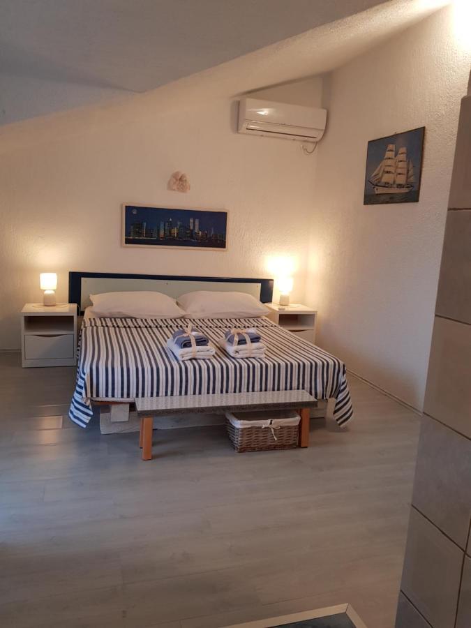 Mlaja * Trpanj